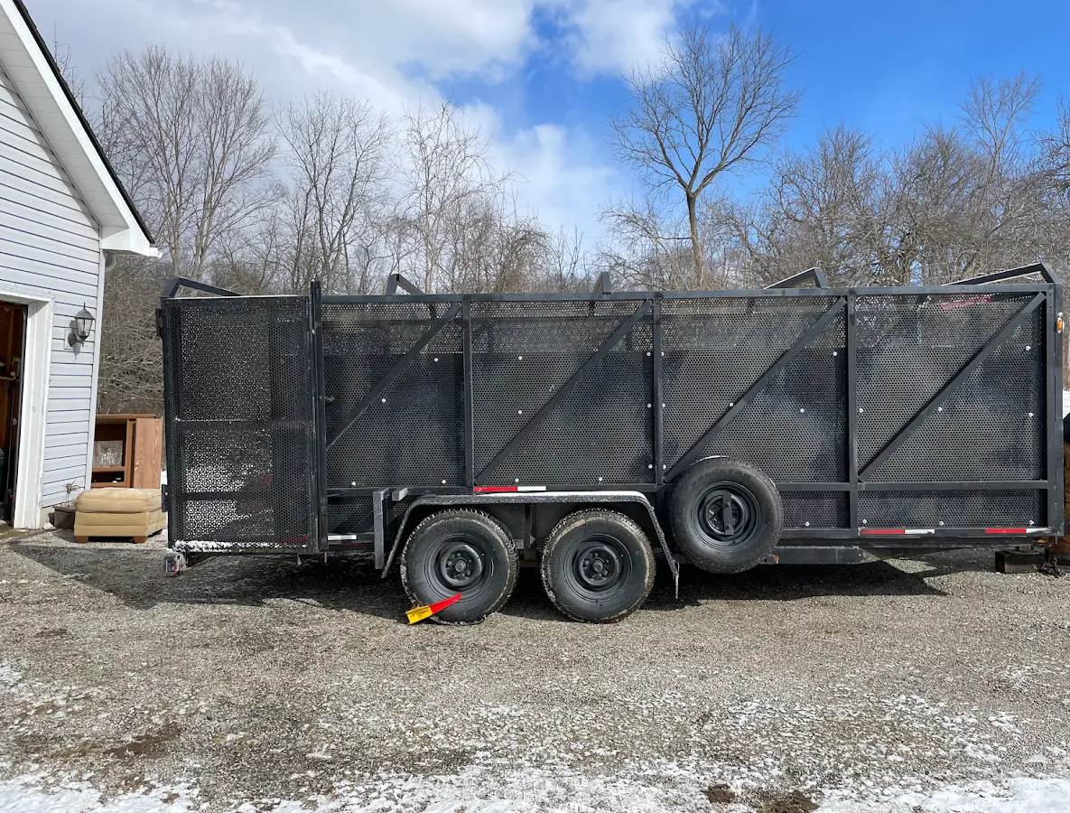 8 Yard Dumpster Rental in Brutus, NY